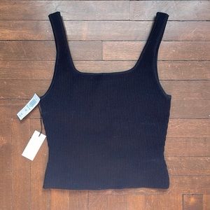 NWT Babaton sculpt kit tank - Aritzia